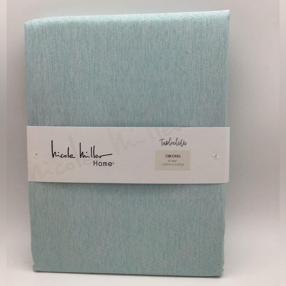 Nicole Miller Home “Seafoam” Tablecloth - Picture 2 of 5
